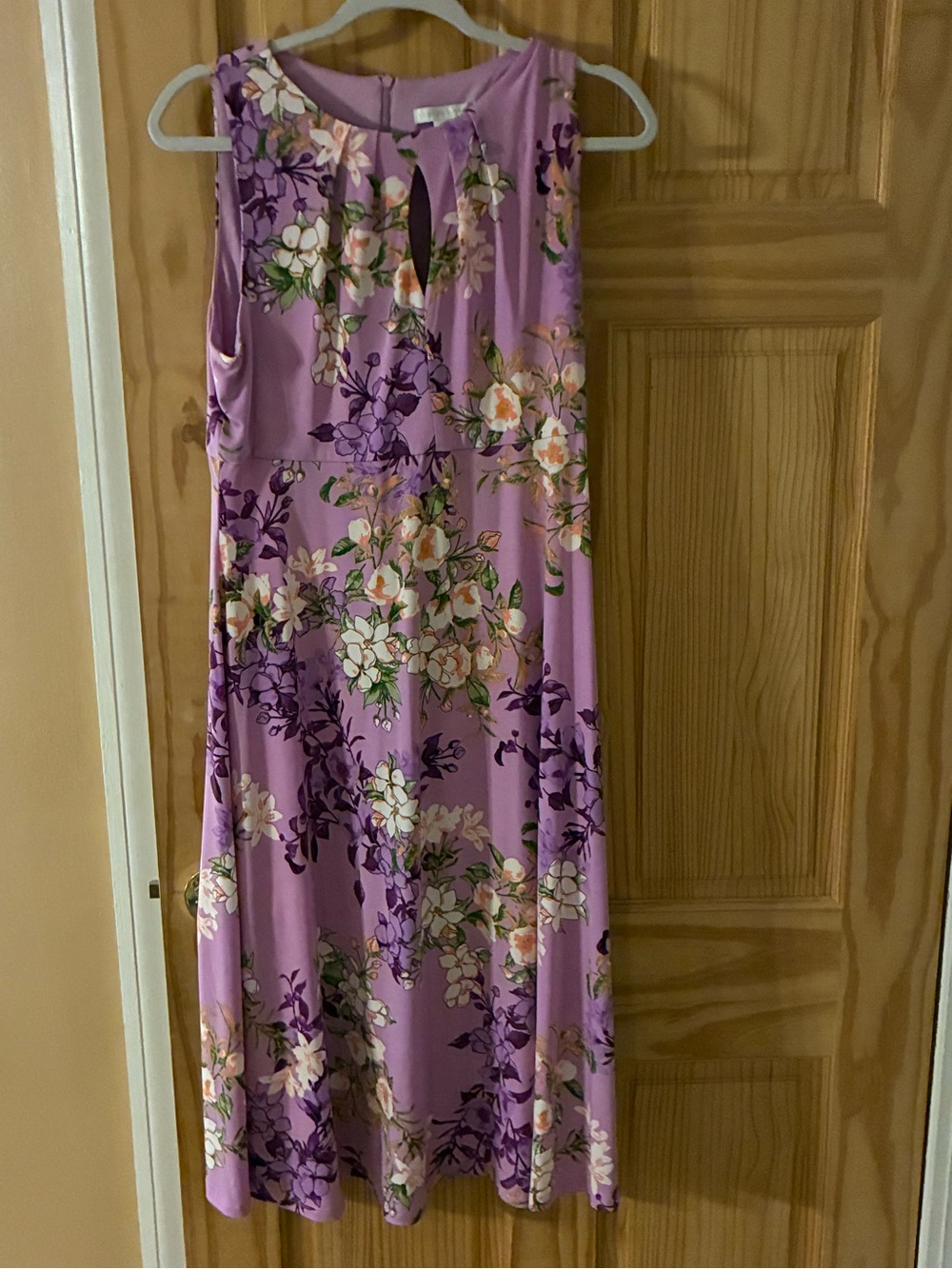 London Times Lavender Floral Sleeveless Keyhole Maxi Dress